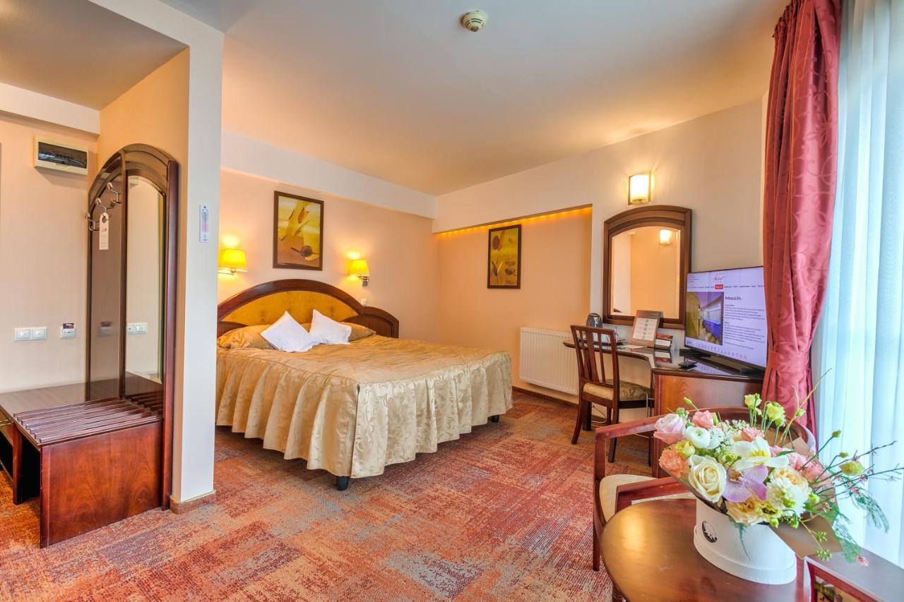 Hotel Ambient Brasov Luaran gambar