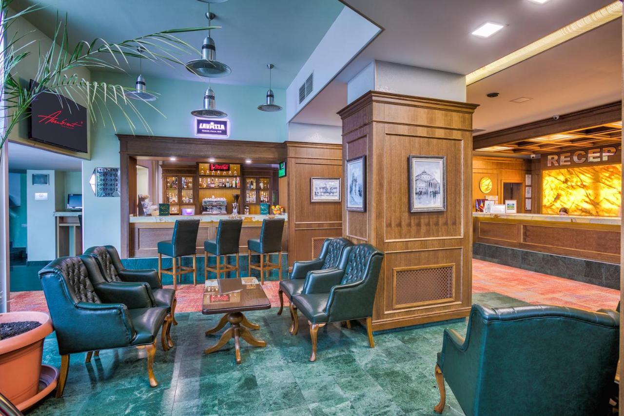 Hotel Ambient Brasov Luaran gambar