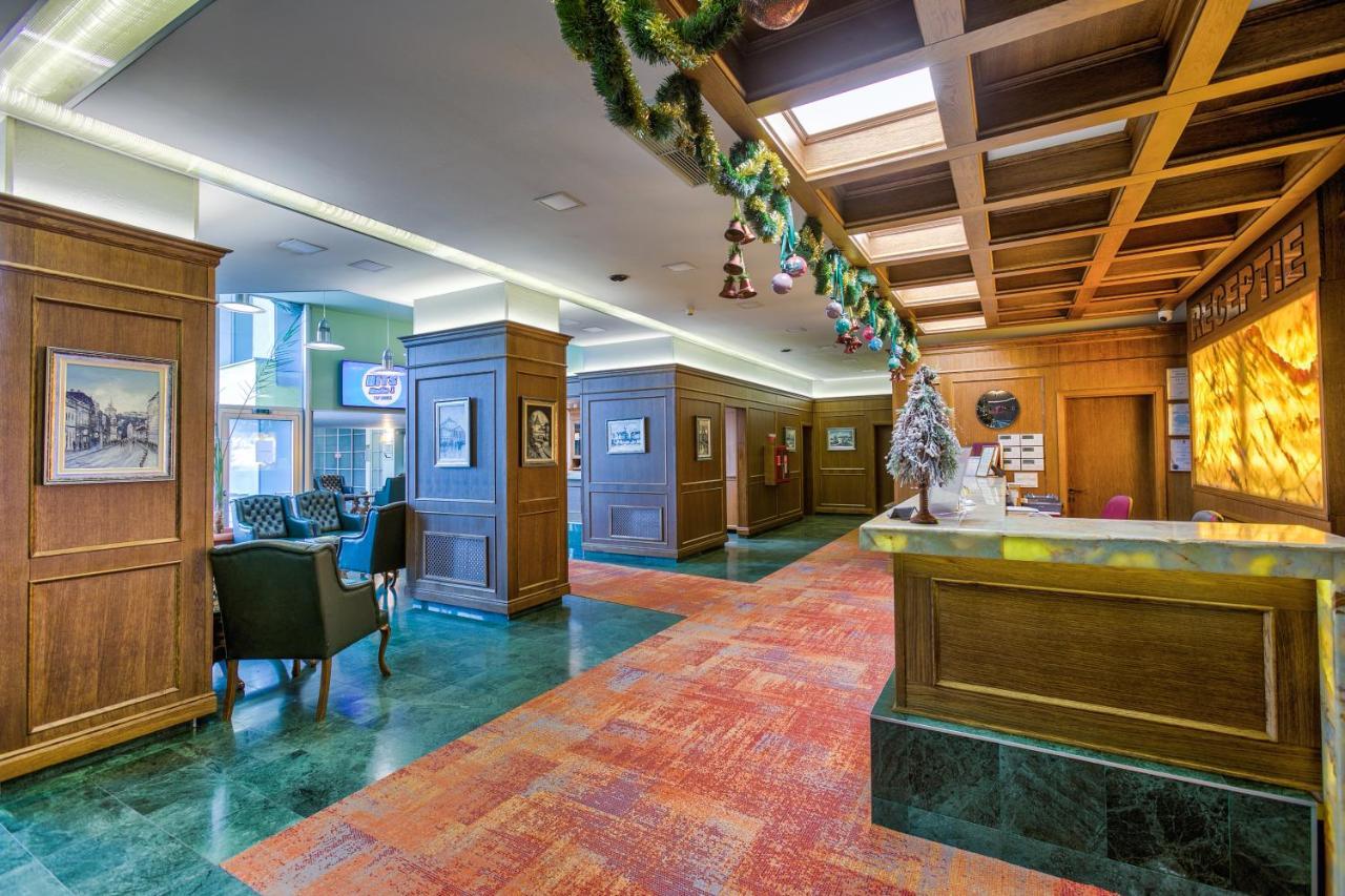 Hotel Ambient Brasov Luaran gambar