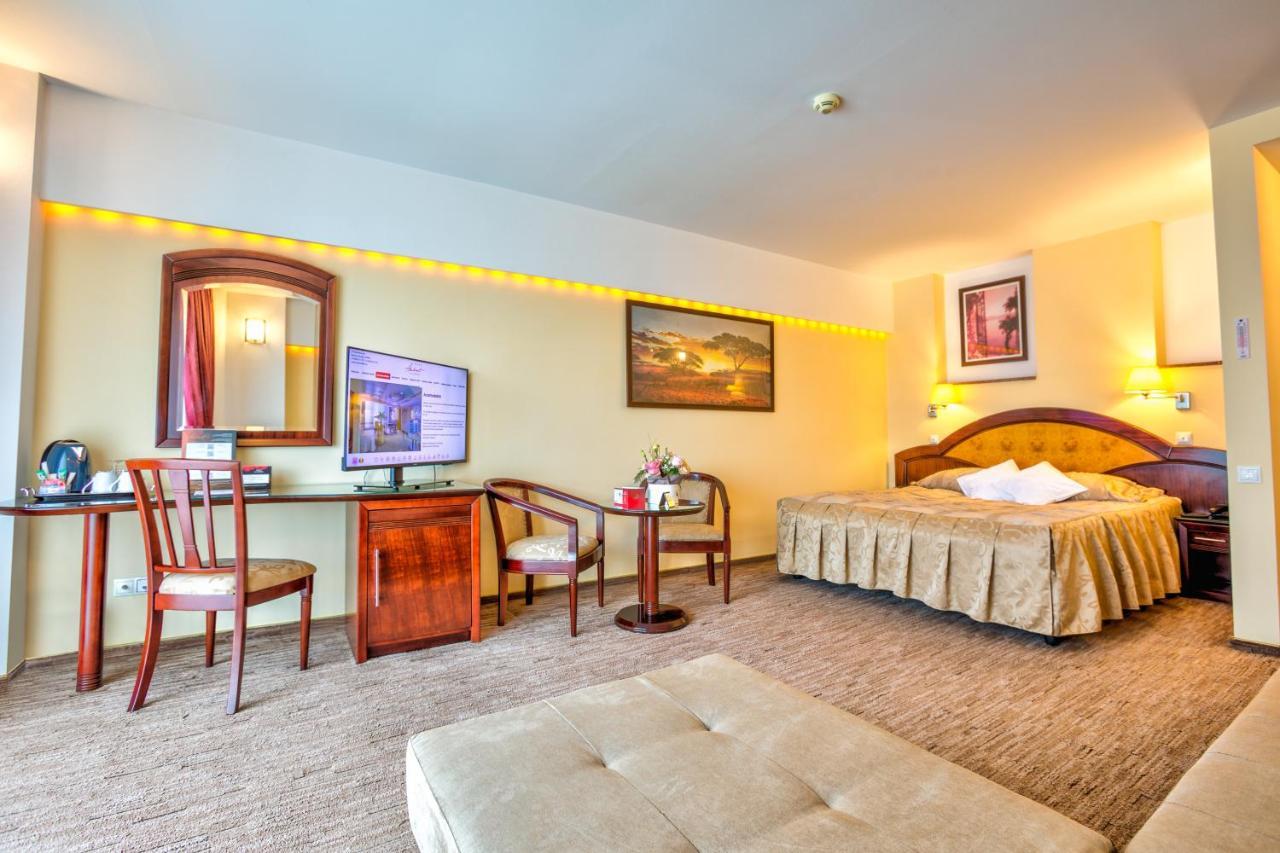 Hotel Ambient Brasov Luaran gambar