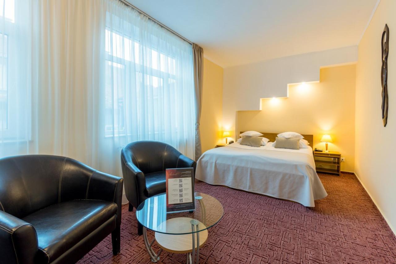 Hotel Ambient Brasov Luaran gambar