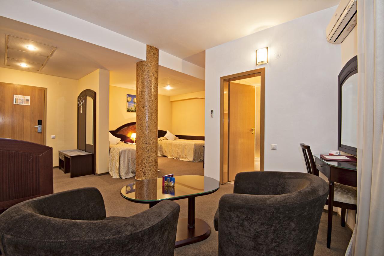 Hotel Ambient Brasov Luaran gambar